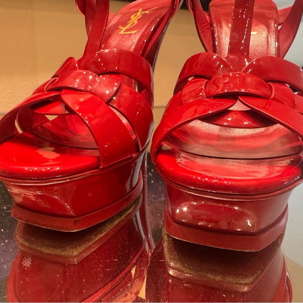YSL Tribute Platform Patent leather Heels - Picture 8 of 12